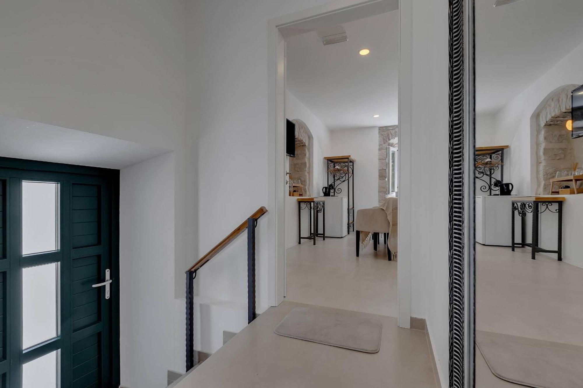 Luxury Rooms Palace B&B Makarska Exterior foto