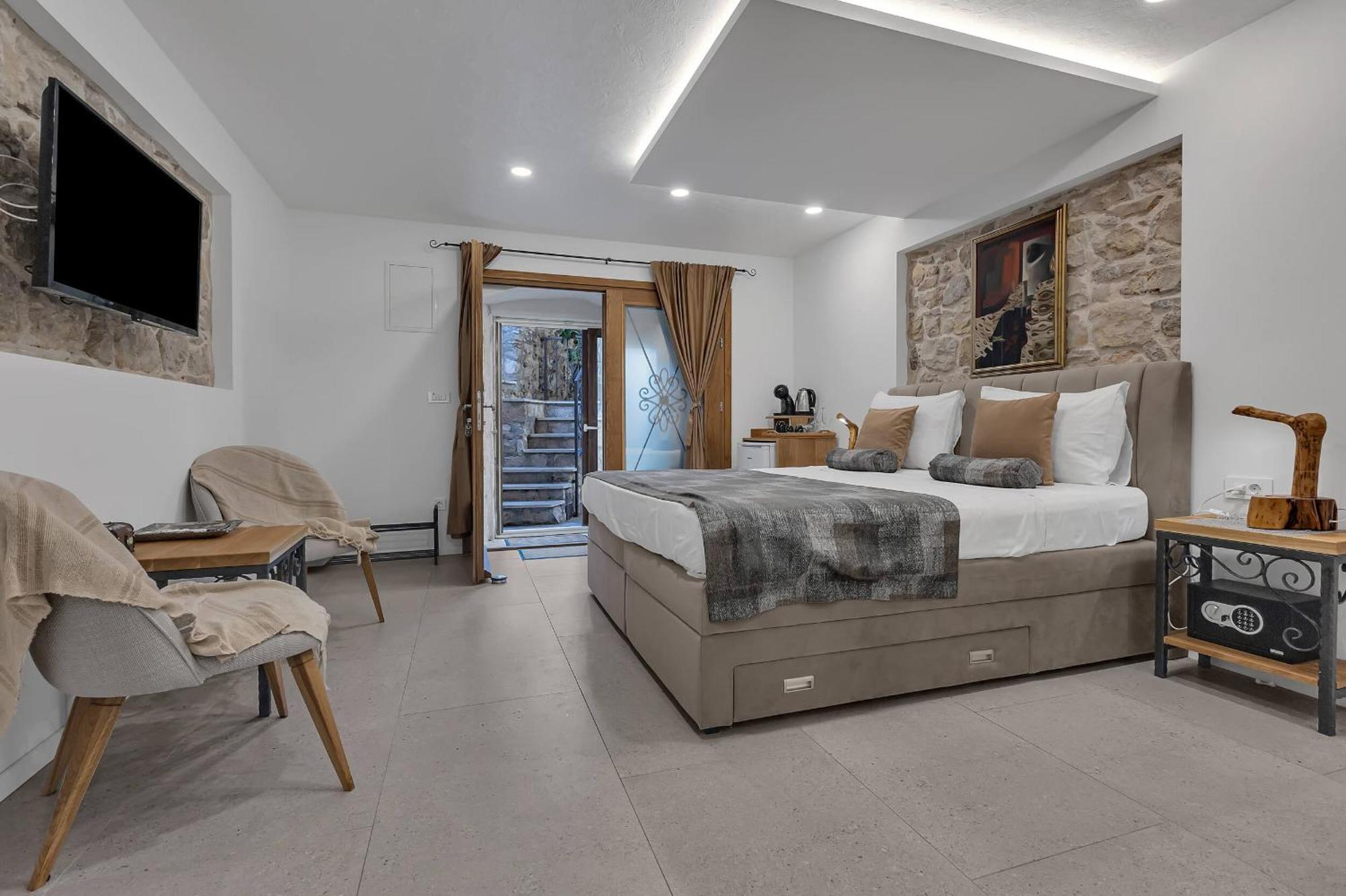 Luxury Rooms Palace B&B Makarska Exterior foto