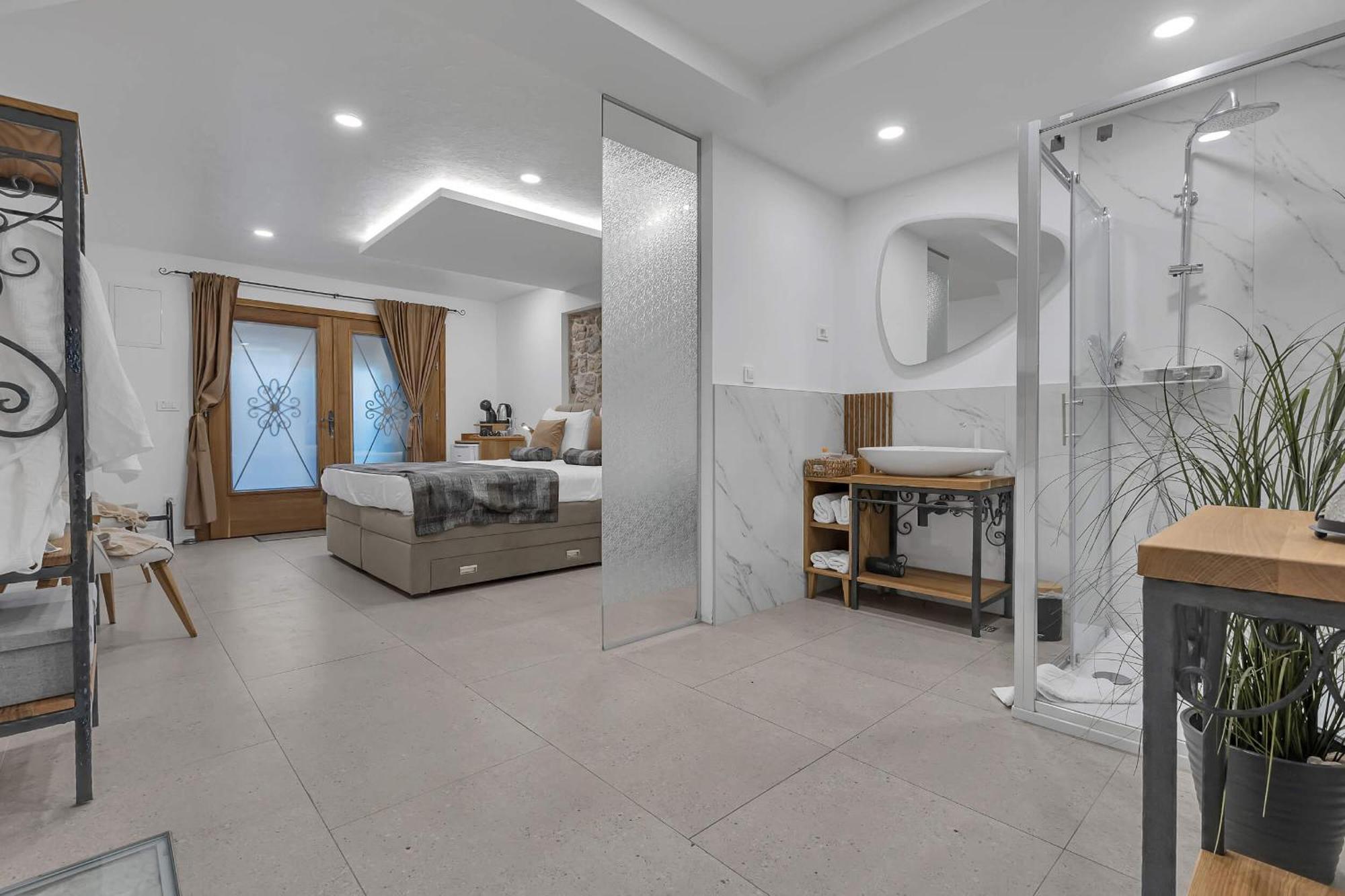 Luxury Rooms Palace B&B Makarska Exterior foto
